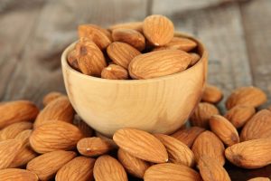 healthy-almonds-for-badam-milk